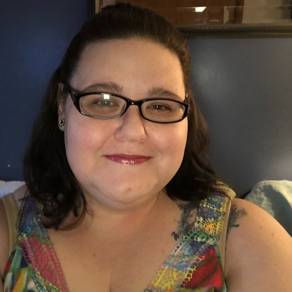 Meet your Posher, Michelle - Picture 4 of 4